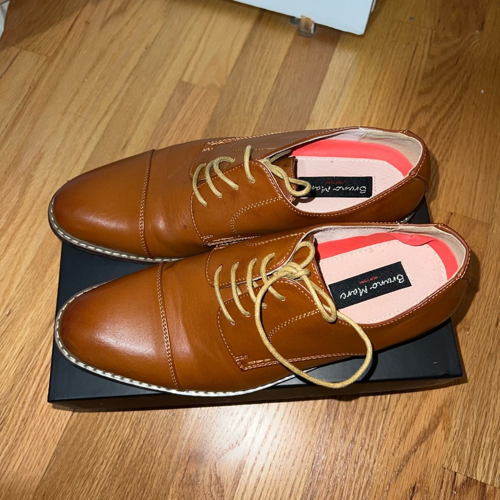 Brown dress shoes